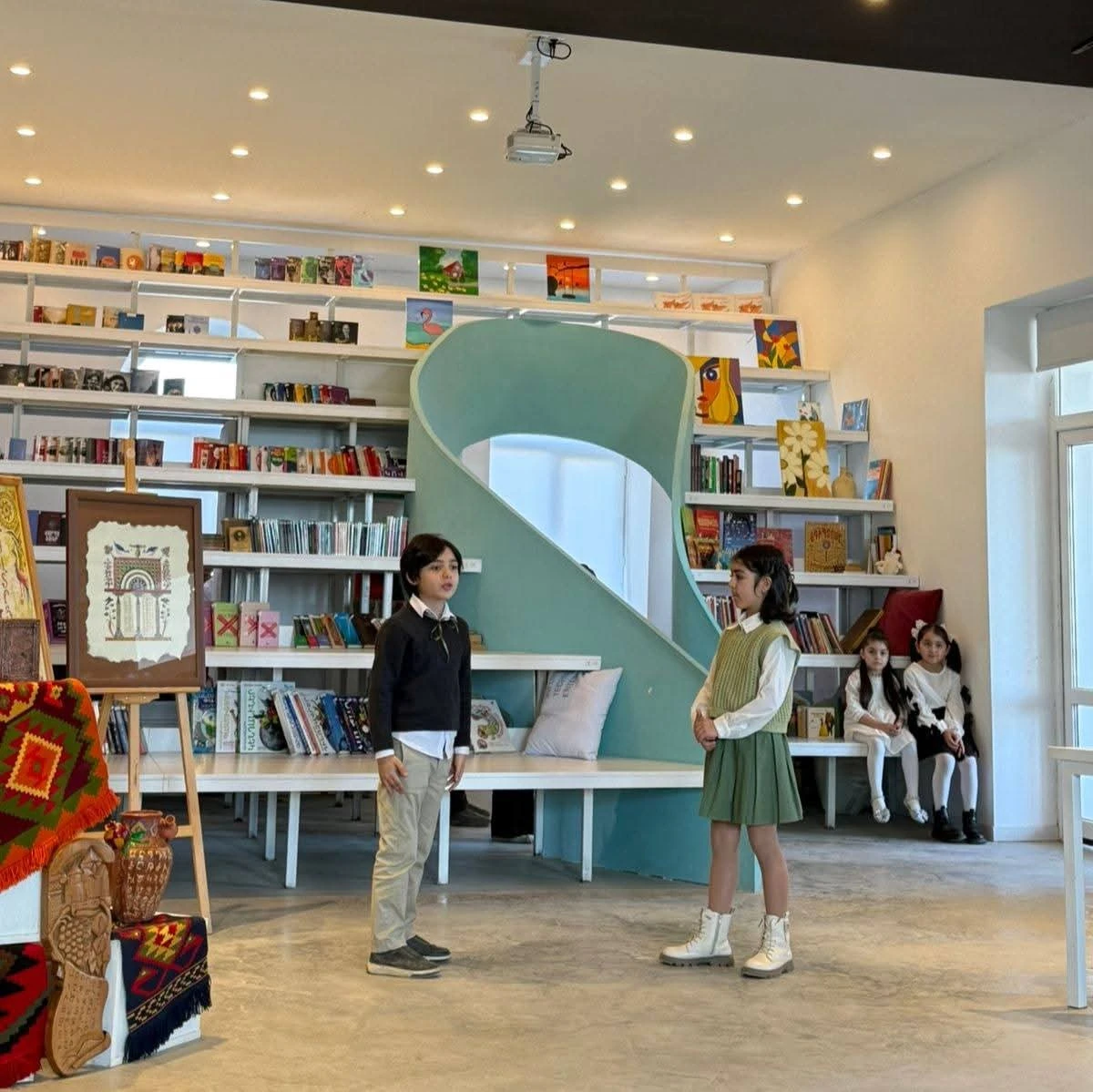 mayreni-lezvi-mijazgayin-ory-dvin-ev-abvovyan-bnakavayrervoum-artashati-hamaynqapetaran